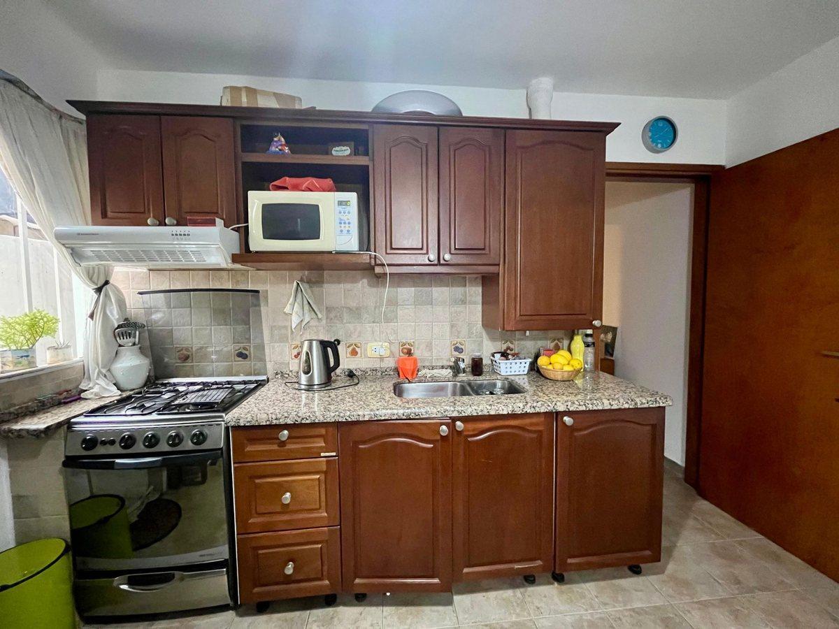 Foto de CASA + DUPLEX C/RENTA OPORT. INVERSOR ALTO ALBERDI, imagen 2
