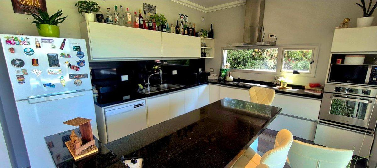 Foto de VENTA CASA 3 DORMITORIOS EN VALLE DEL GOLF, imagen 3