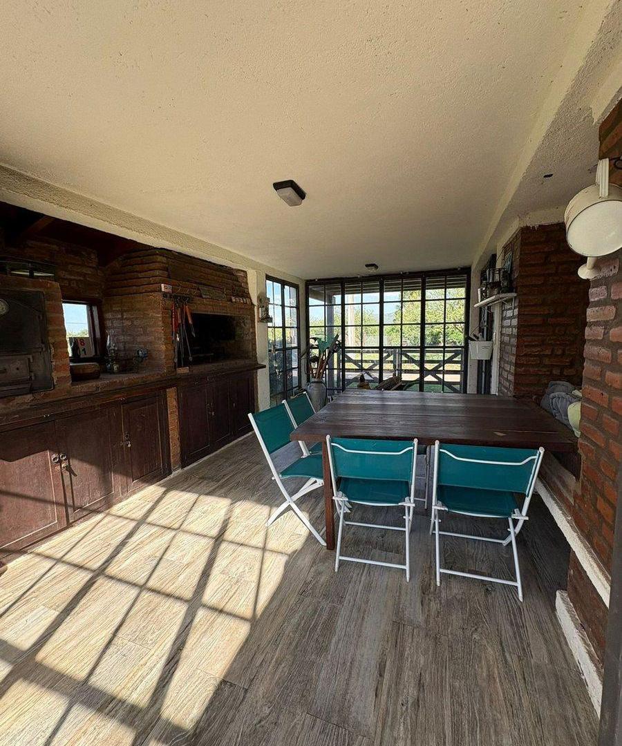 Foto de CASA C/ PILETA LOS ESPINILLOS - BARRIO DEL LAGO, imagen 5