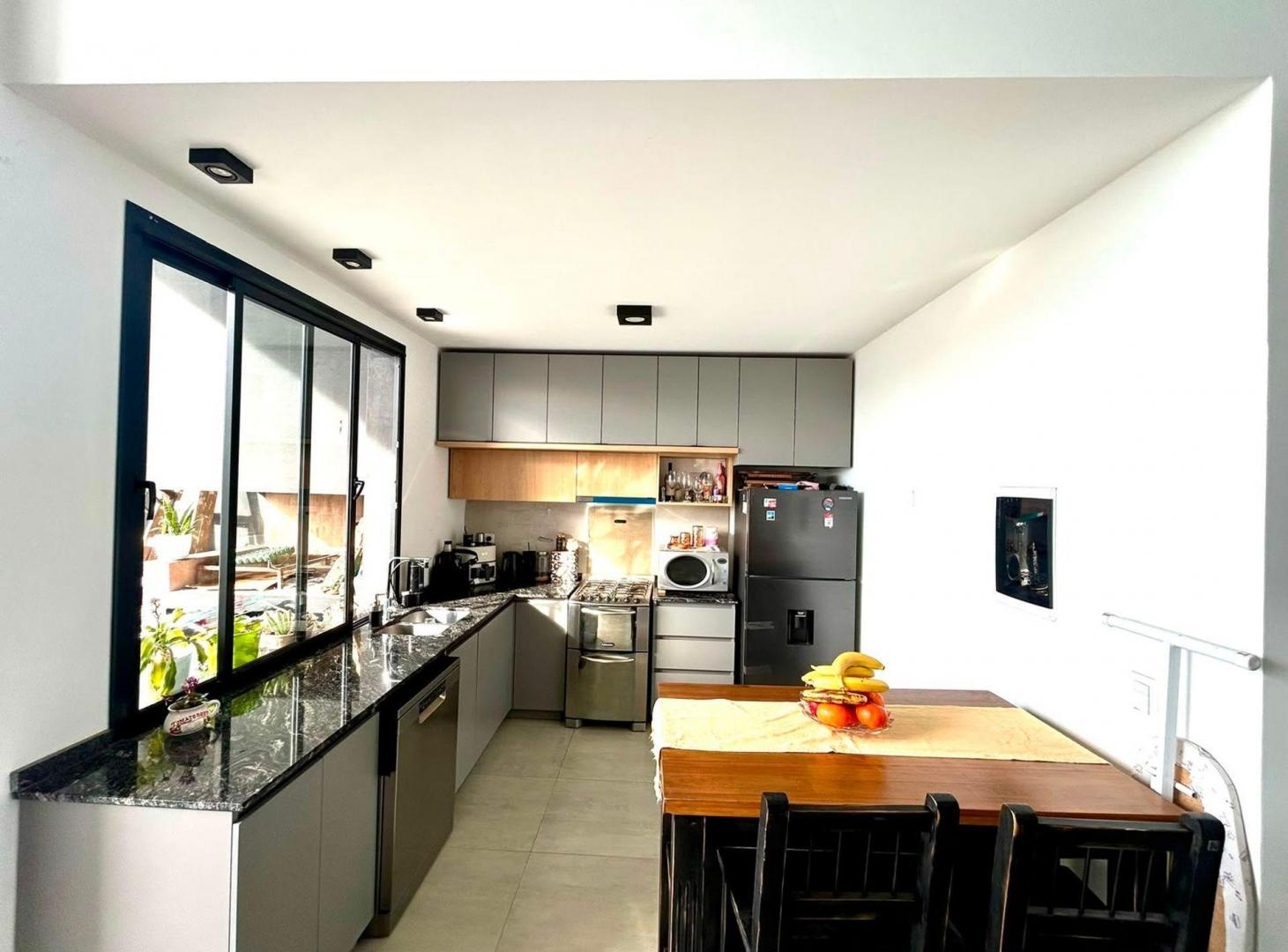Foto de CASA TRES DORMITORIOS CUESTA DE MANANTIALES, imagen 4