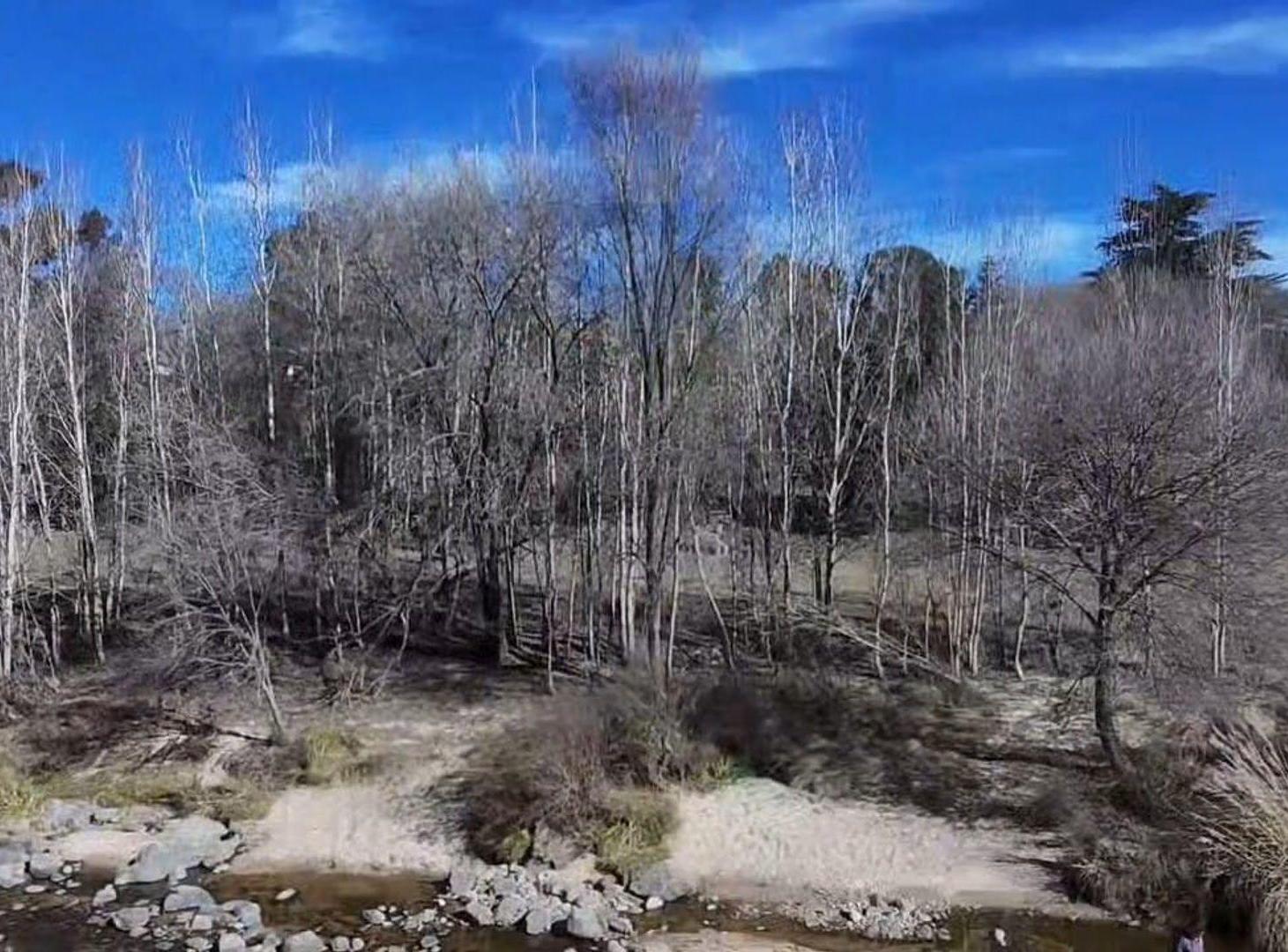Foto de TERRENO EN VENTA 590m2 SOBRE EL RIO LOS REARTES, imagen 1