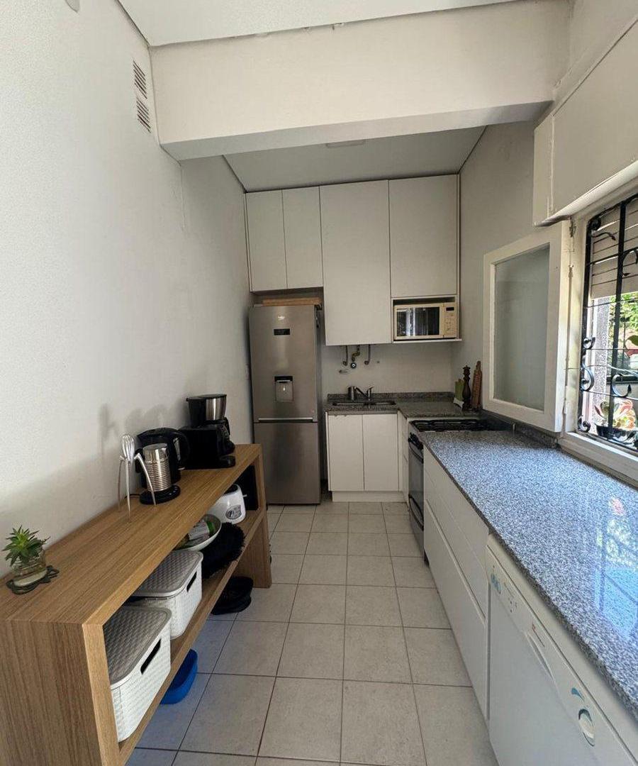 Foto de CASA EN NUEVA CORDOBA 2 PLANTAS 6 DORMITORIOS, imagen 2