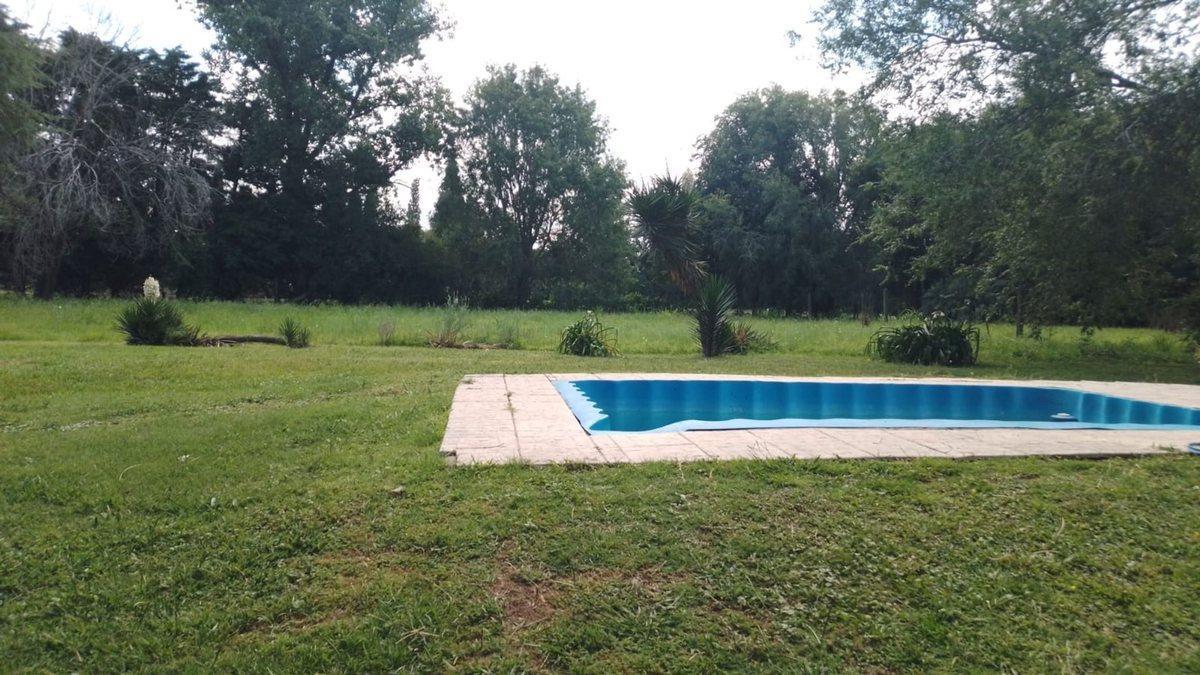 Foto de Venta Casa Quinta 11.160 Mts V. Esquiu Oportunidad, imagen 4