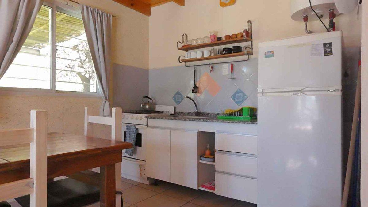 Foto de SE VENDE 2 CASAS EQUIPADAS LOTE 480m2 V. RUMIPAL, imagen 1