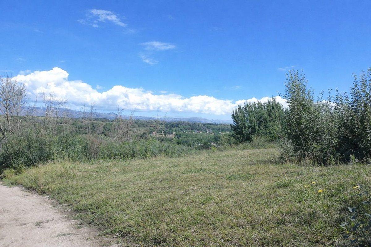 Foto de GRAN TERRENO 1600m2 EN VENTA V. YACANTO CALAMUCHIT, imagen 2