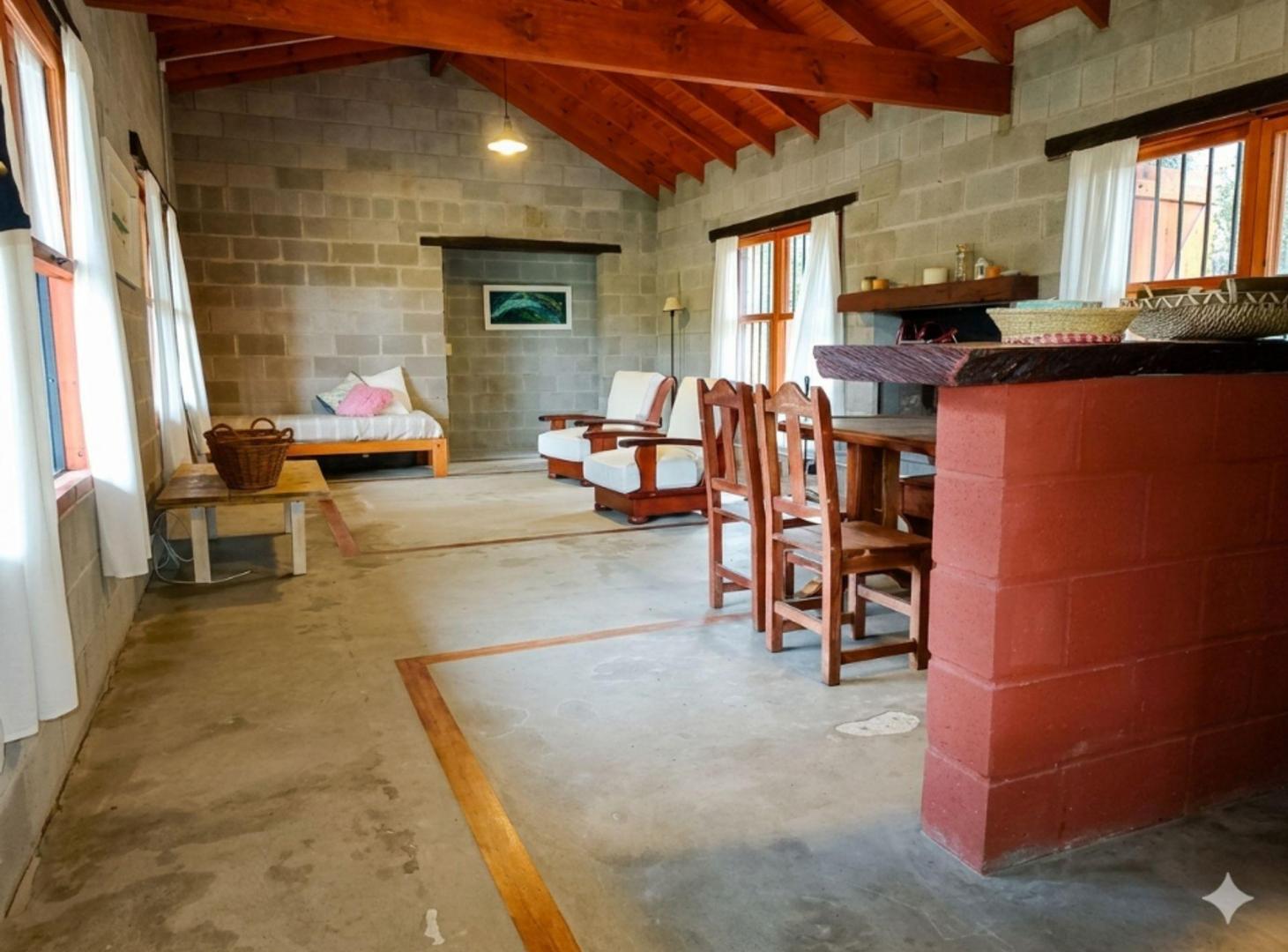 Foto de SE VENDE CASA 3 DORMITORIOS + DTO V. YACANTO 4700M, imagen 2