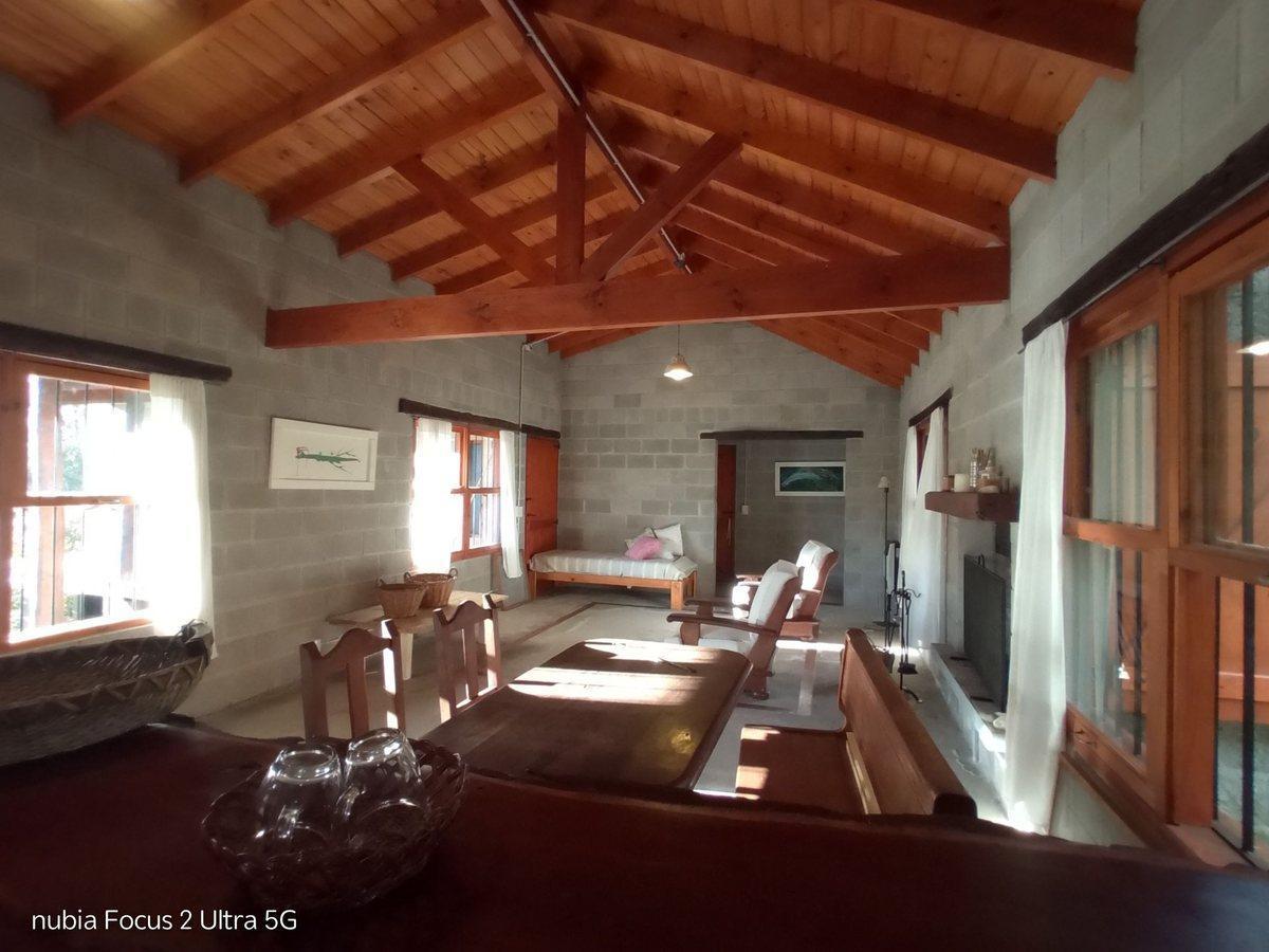 Foto de SE VENDE CASA 3 DORMITORIOS + DTO V. YACANTO 4700M, imagen 3