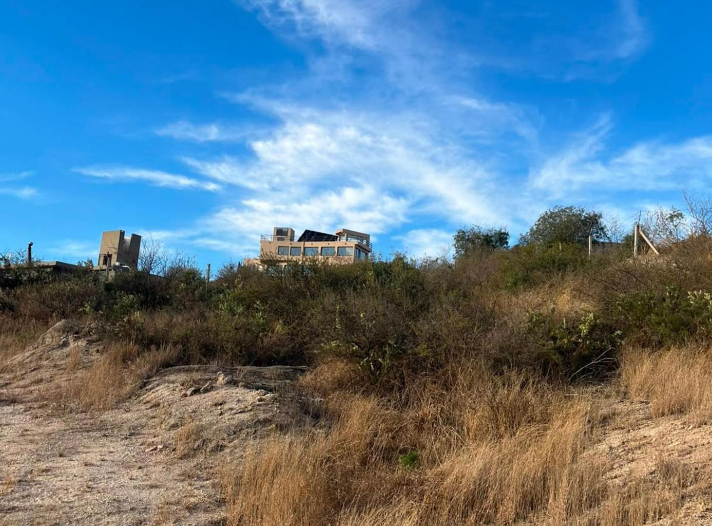 Foto de LOTE EN VENTA EN VISTAS DEL LAGO, CARLOS PAZ, imagen 4