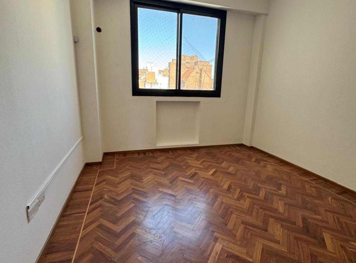 Foto de VENTA DEPARTAMENTO SEMI PISO, imagen 4