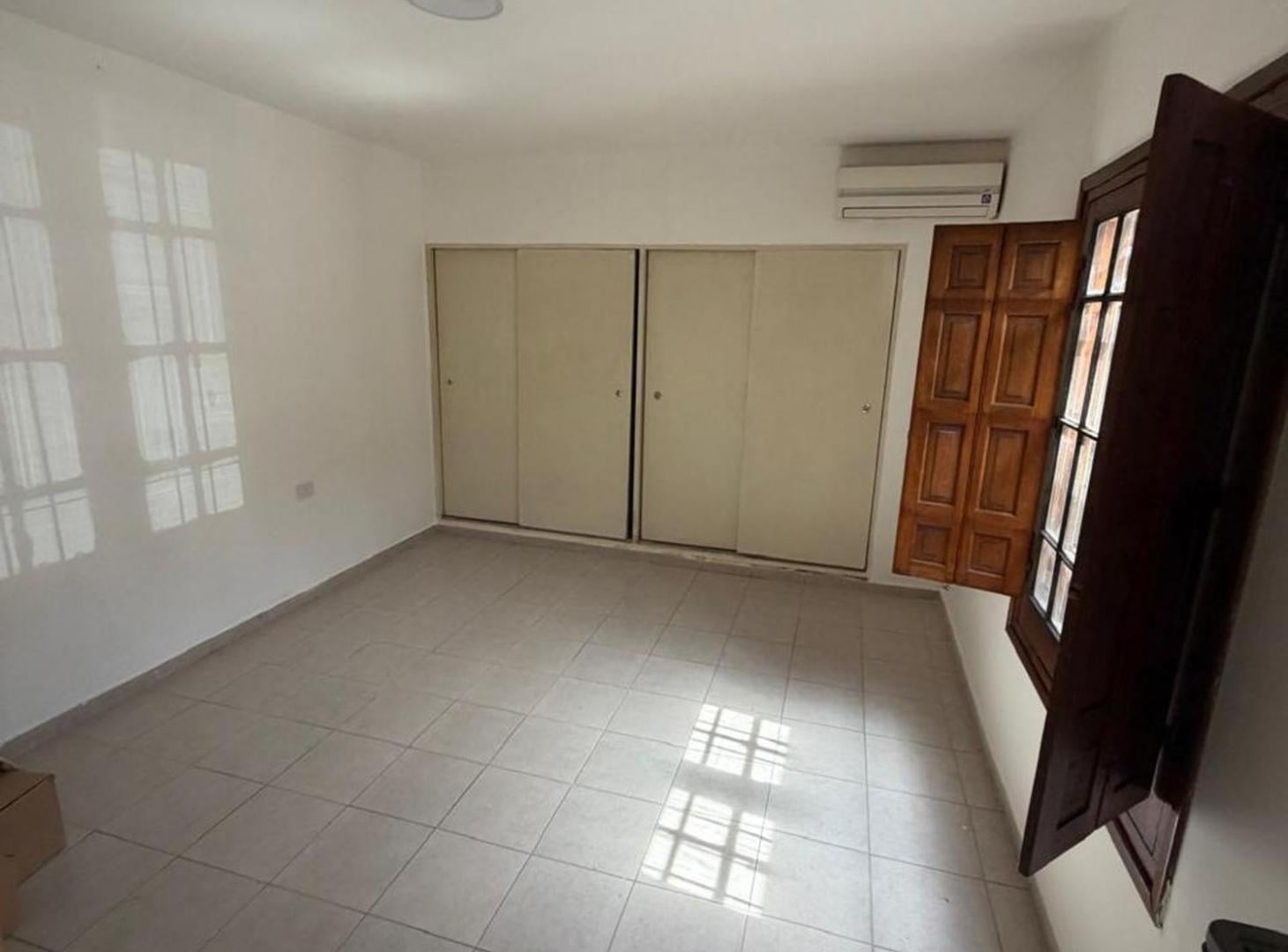 Foto de venta casa en housing 2 dorm jardin claret, imagen 1