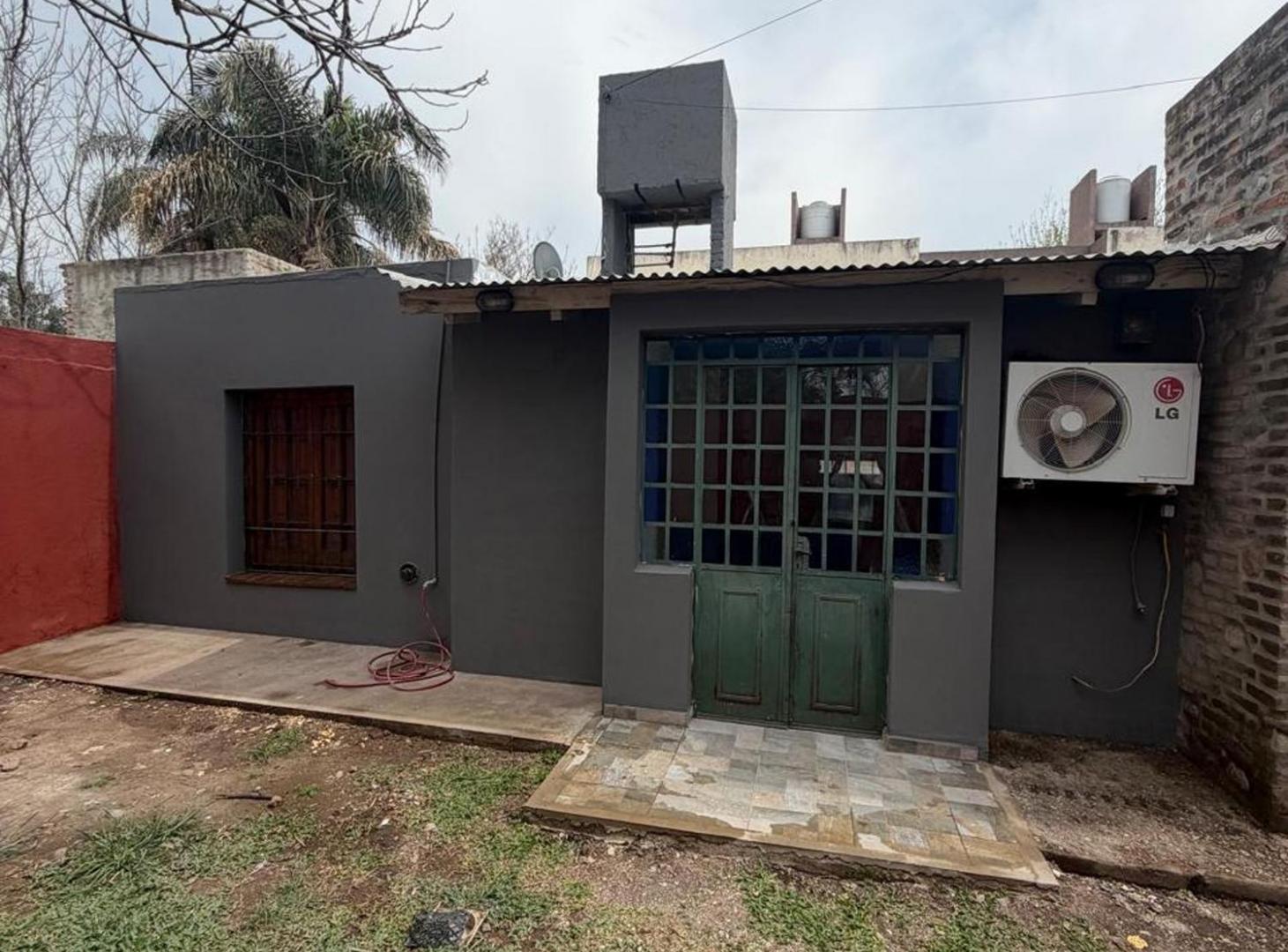 Foto de venta casa en housing 2 dorm jardin claret, imagen 2