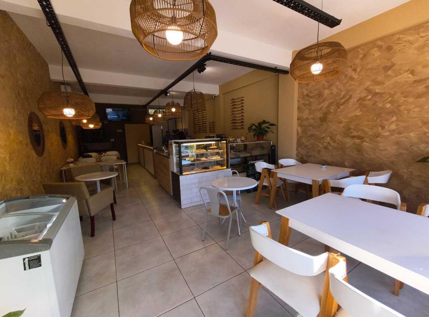 Foto de VENTA FONDO DE COMERCIO CAFETERIA HELADERIA, imagen 4