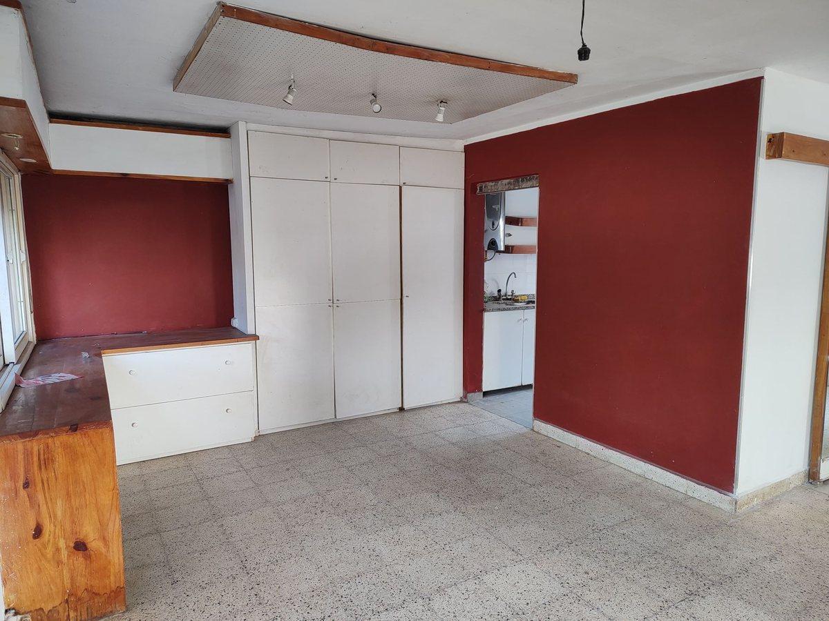 PH 2 DORM CON ESCRITORIO Y COCHERA BARRIO JARDIN