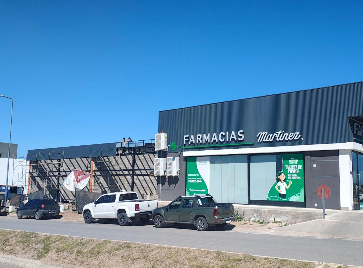 Foto de Local comercial en Docta Urbanización 150 m2, imagen 1