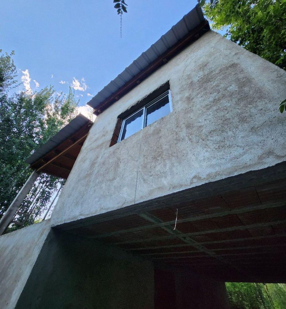Foto de CASA A TERMINAR EN YACANTO ESCRITURA Y PLANOS, imagen 3
