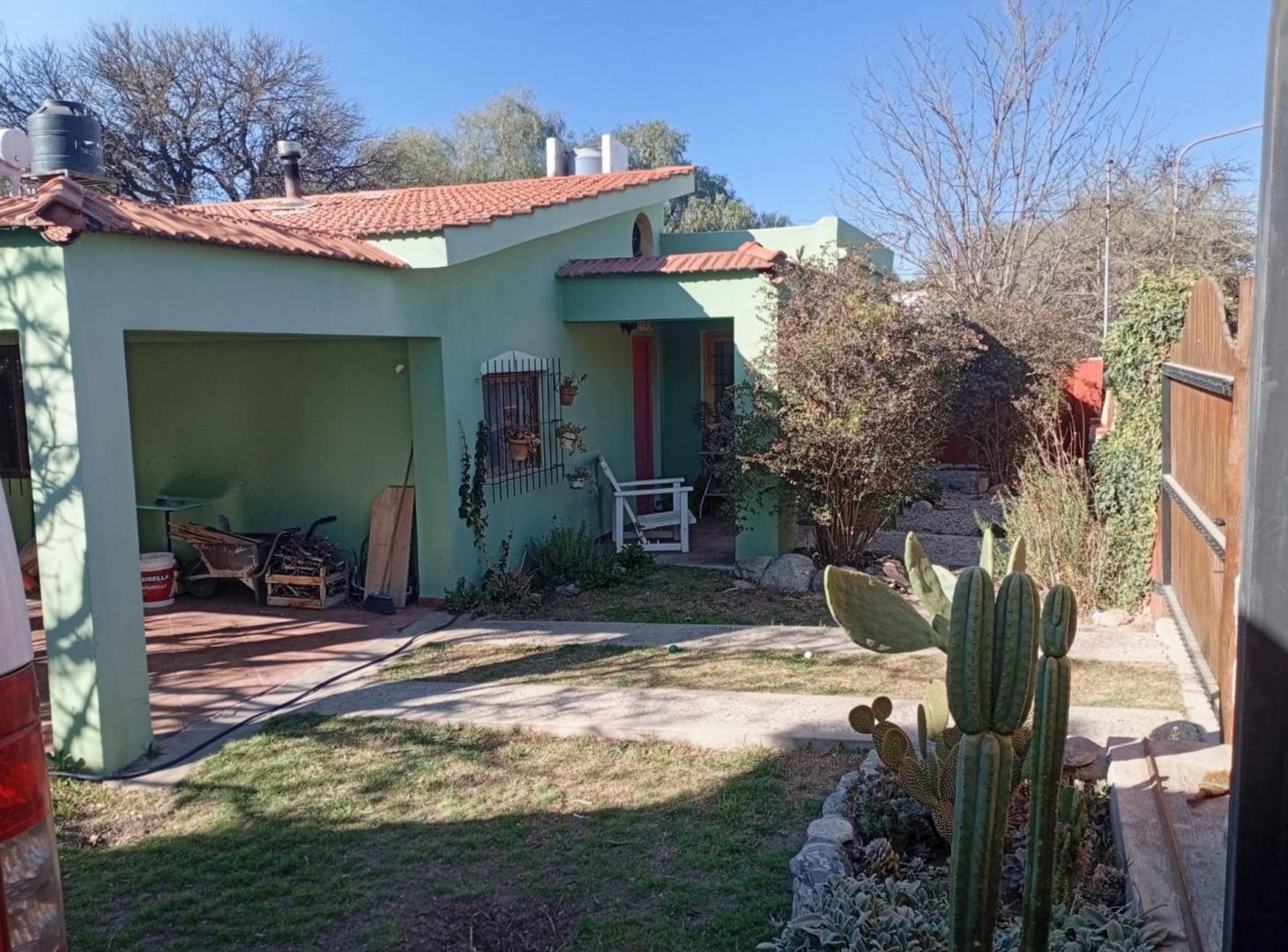 Foto de VENTA CASA 3 DORMITORIOS CAPILLA DEL MONTE, imagen 1