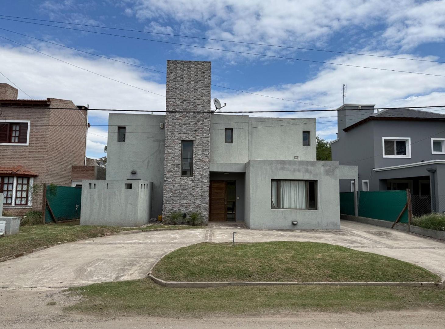 Foto de VENTA CASA 4 DORMITORIOS EN SAN ALFONSO 2, imagen 1