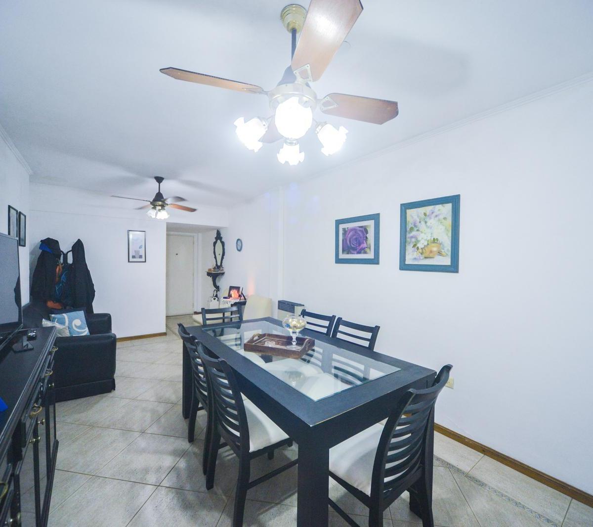 Venta - Departamento de 3 Dorm., Martin - Rosario 1