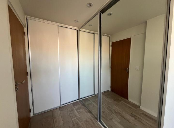 VENTA Departamento 2 dormitorios en Centro, Rosario 2