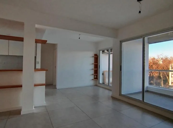 Departamento en  Venta con Cochera 3