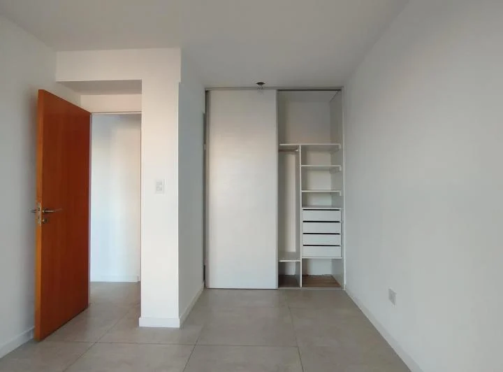 Departamento en  Venta con Cochera 5