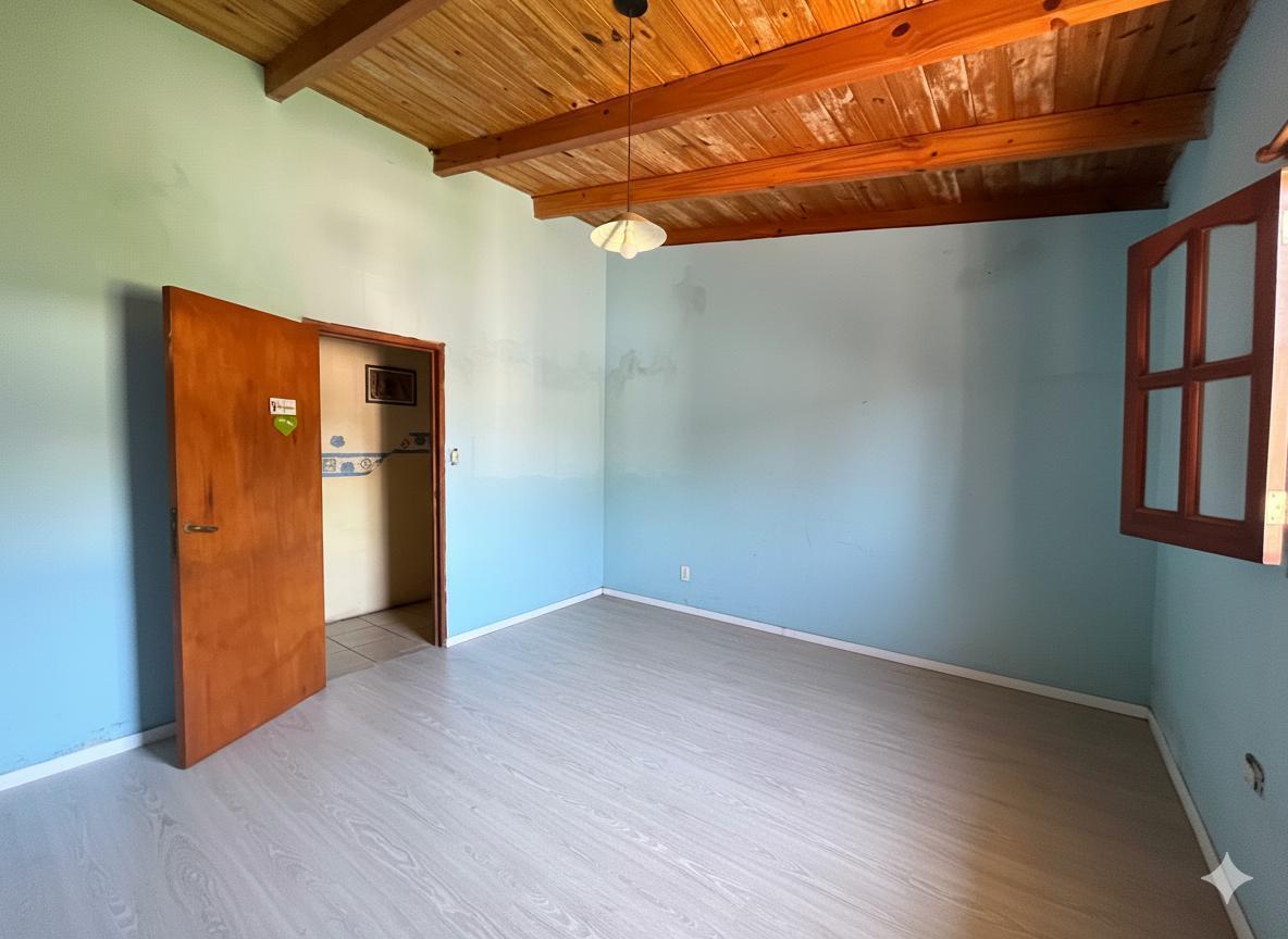 VENTA/ PERMUTA - Casa de 3 dormitorios, con jardin pileta y cochera. Barrio Tango, Fisherton Rosario