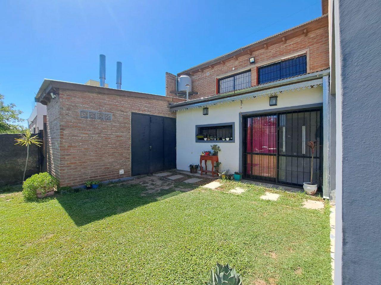 VENTA/PERMUTA. Casa dos dormitorios mas comodín, pileta 2 cocheras. Tierra de Sueños 3, Roldan