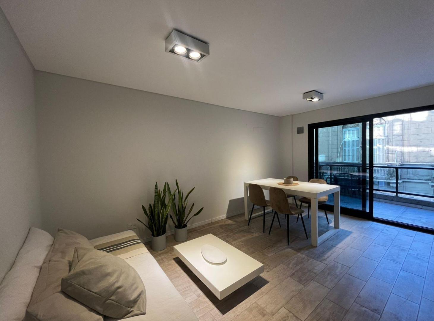 Foto de VENTA - Departamento 1 dormitorio con balcón , Centro, Rosario., imagen 3