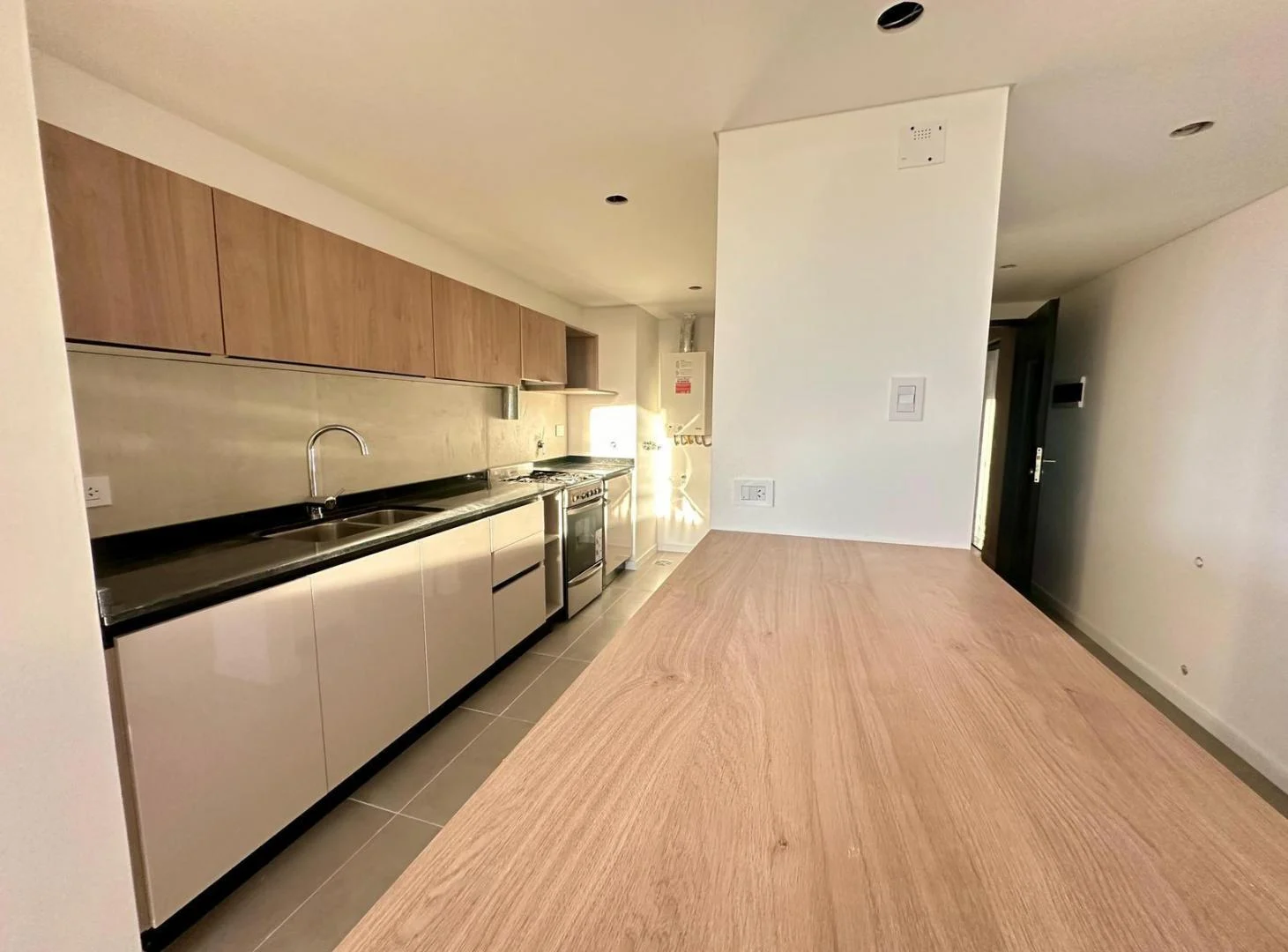 VENTA- Departamento 2 Dormitorios con balcón y amenities. Alberdi, Rosario