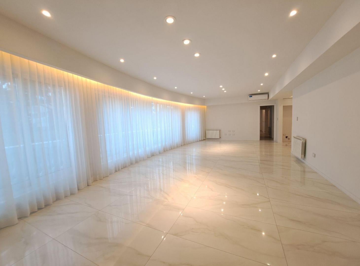 Foto de VENTA - Departamento 3 Dormitorios, Amenities Premium - Alberdi, Rosario, imagen 2