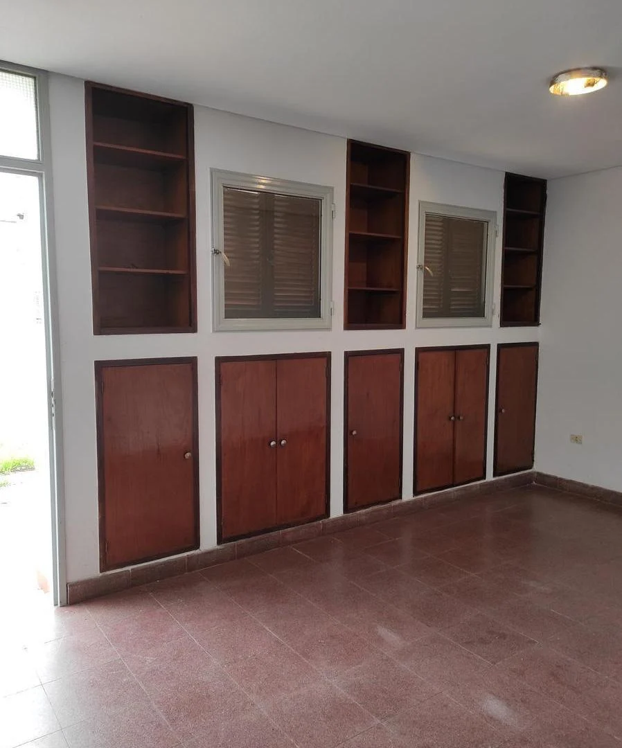 VENTA/PERMUTA Casa dos dormitorios. Barrio Belgrano, Rosario