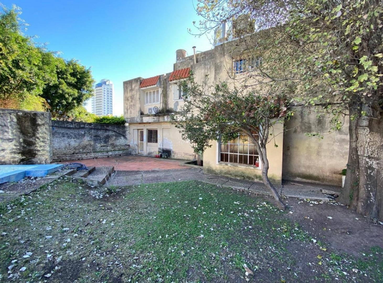 VENTA/PERMUTA - Terreno de 493m2, ideal constructora. Arroyito, Rosario.