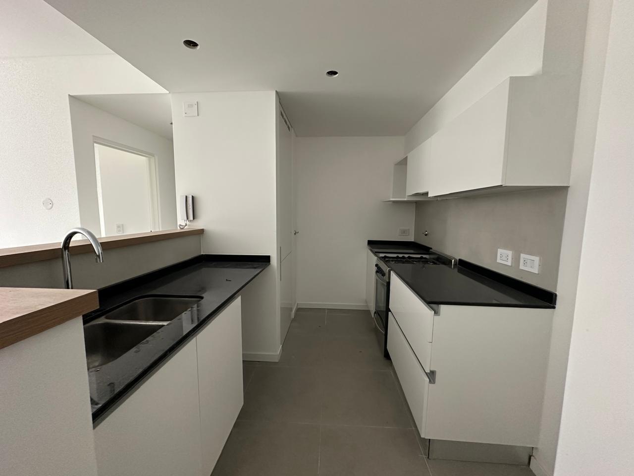 Foto de VENTA - Departamento Dos dormitorios, Amenities, Opción Cochera - Ocho, imagen 5
