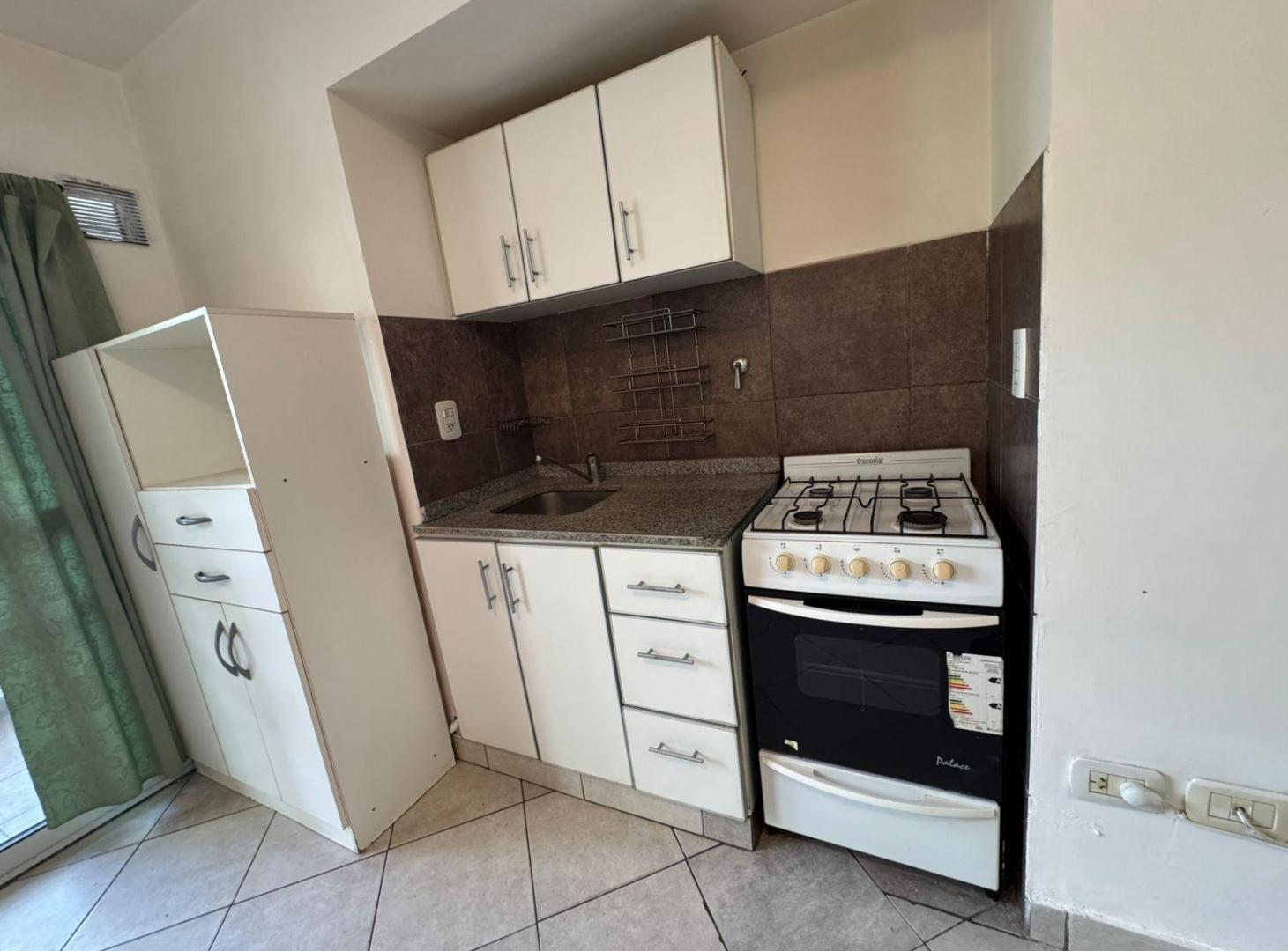 Foto de Venta departamento monoambiente con balcón. Barrio Hospitales, Rosario, imagen 4