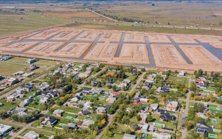 VENTA - Terreno en Funes Lakes