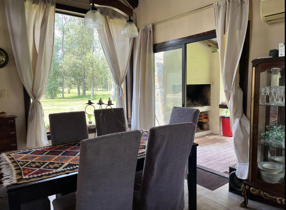 Foto de VENTA - Casa de 2 dormitorios - Iriondo., imagen 3