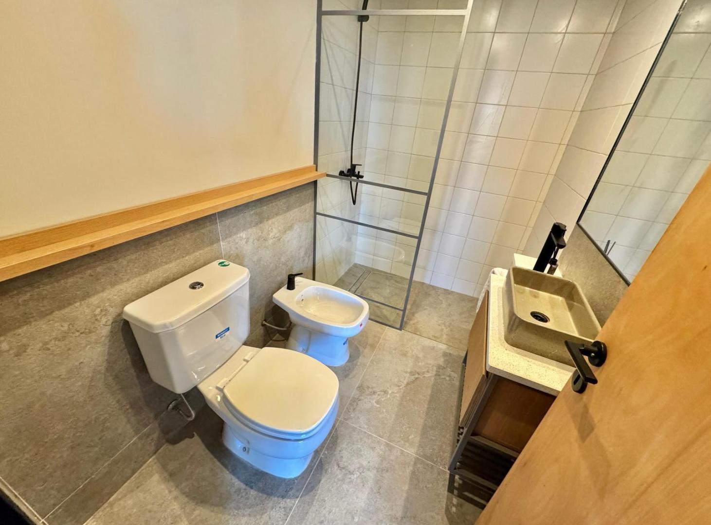 Foto de VENTA - Departamento 2 Dormitorios, Piscina, a estrenar en Pichincha, imagen 5