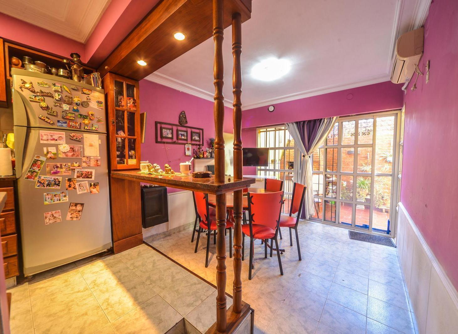 VENTA/PERMUTA - Casa 3 dorm.+ Local + Cochera - Ludueña, Rosario