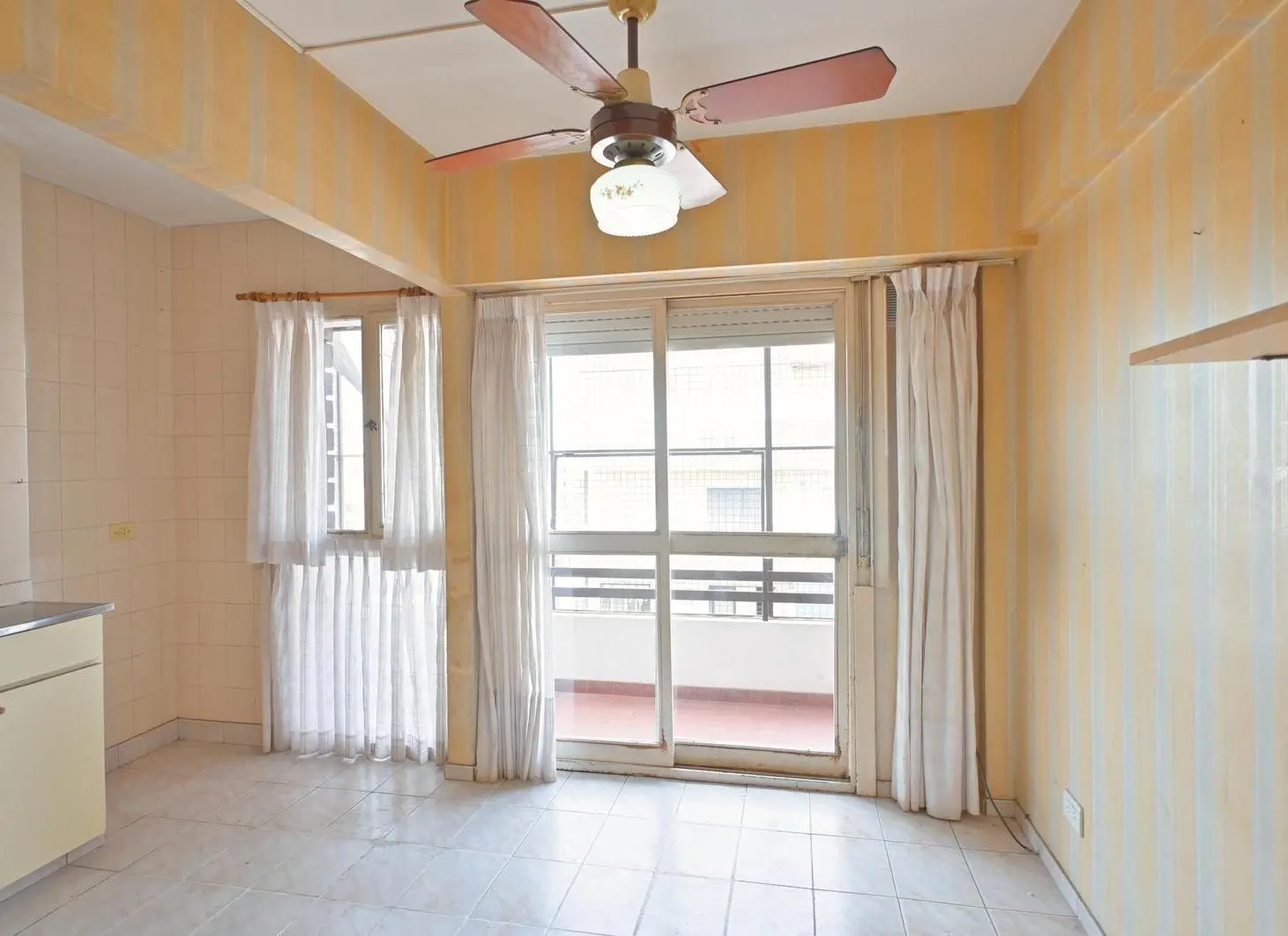 VENTA/PERMUTA Depto Piso Exclusivo 2 Dormitorios y Cochera - Barrio Abasto, Rosario 5