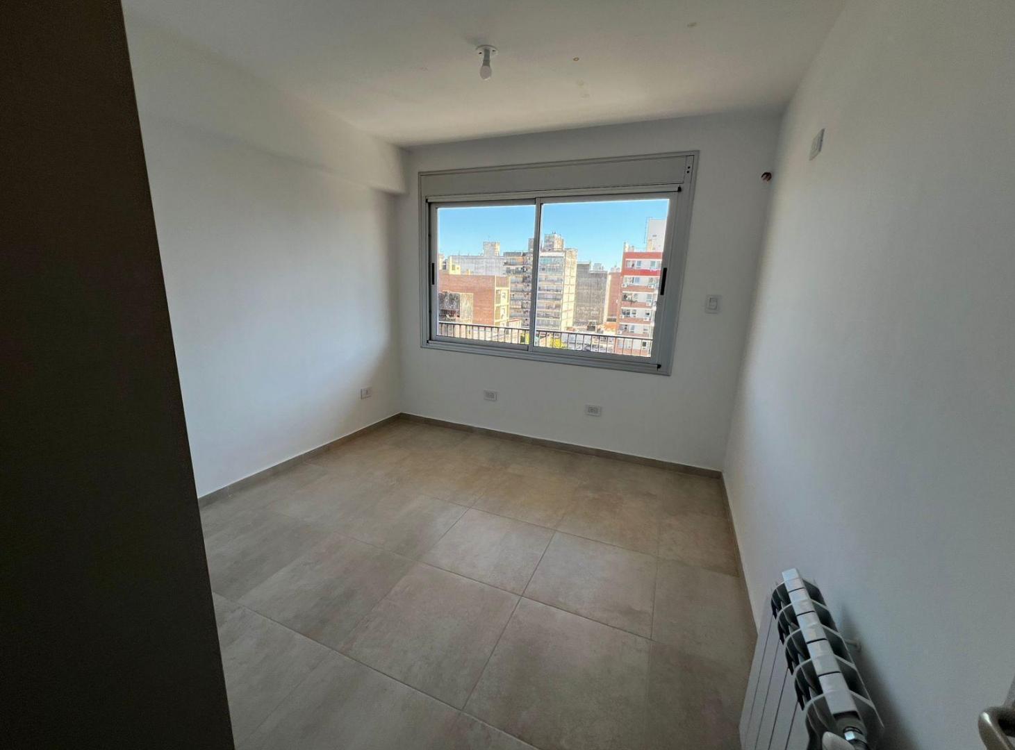 Foto de VENTA Departamento de 3 dormitorios terraza de uso exclusivo, cochera y, imagen 4