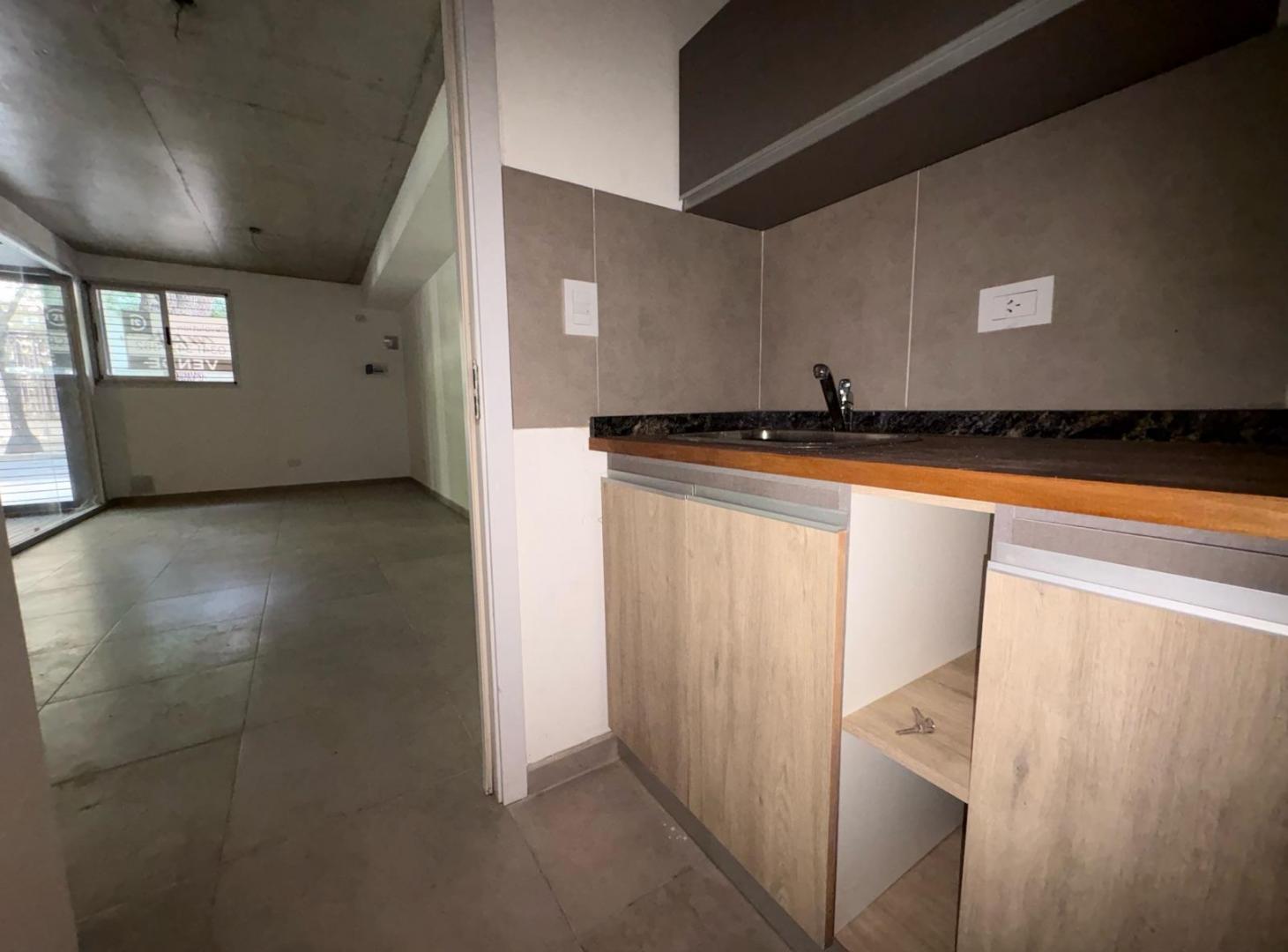 Foto de VENTA Local comercial. República de la Sexta, Rosario, imagen 1