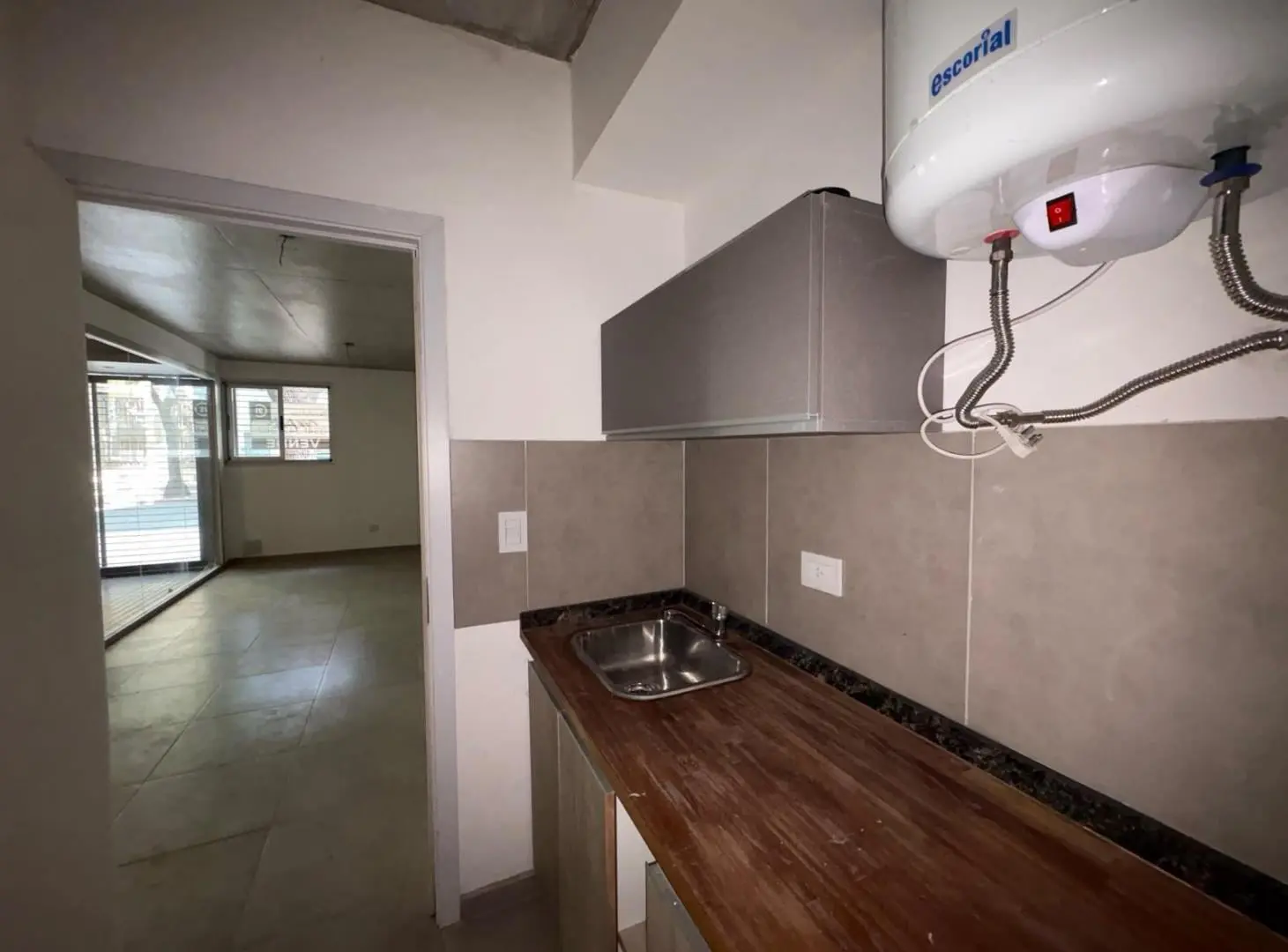 VENTA Local comercial. República de la Sexta, Rosario 8