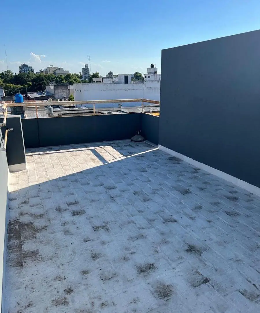 VENTA Departamento duplex 2 dormitorios con terraza exclusiva. Republica de Sexta, Rosario 1