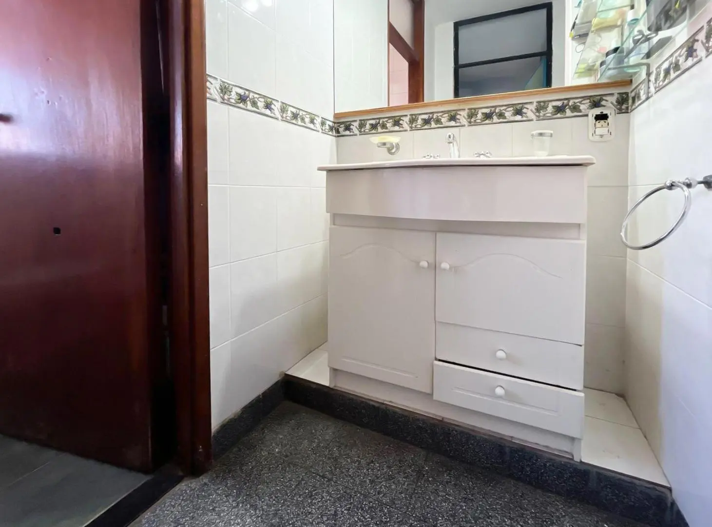 VENTA/PERMUTA Casa 4 dormitorios y cochera. Alberdi, Rosario 8