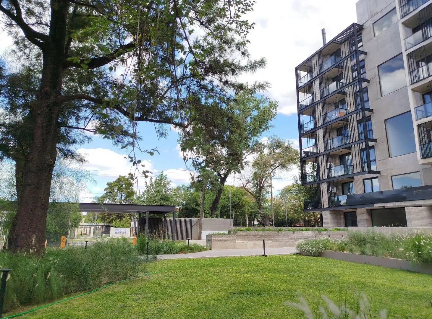 VENTA Departamento 1 dormitorio con balcón y amenities. Fisherton, Rosario 5