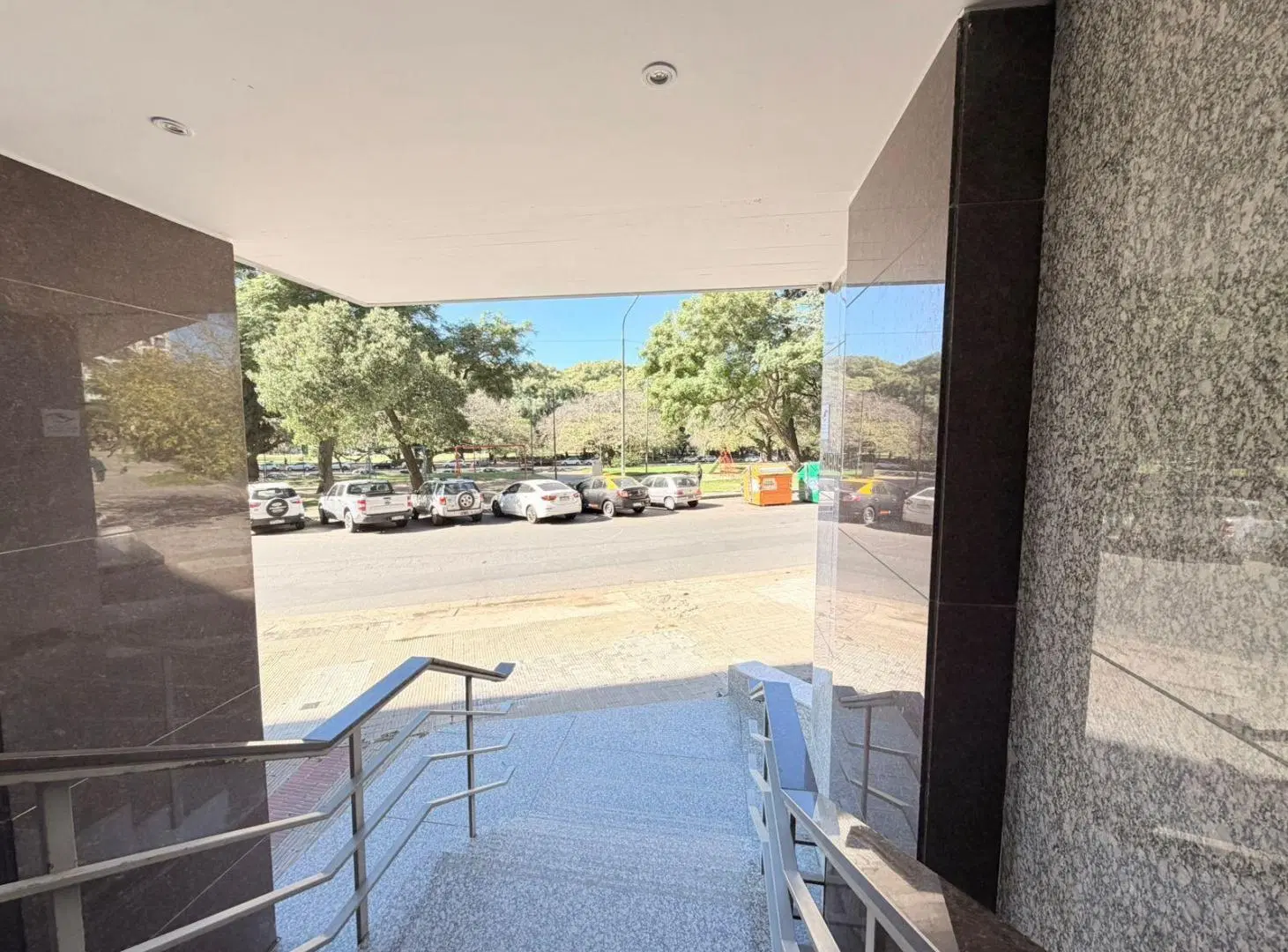 VENTA - Depto 3 dormitorios vista al Río - Barrio Martin 4