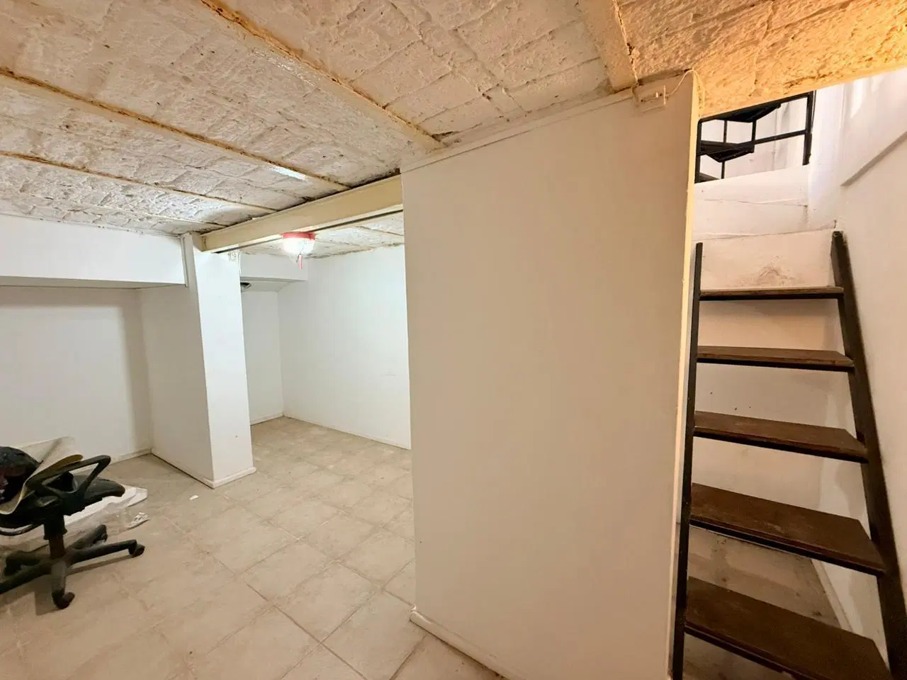 VENTA - Duplex un dormitorio con Subsuelo a metros de Av. San Martín, Rosario 8