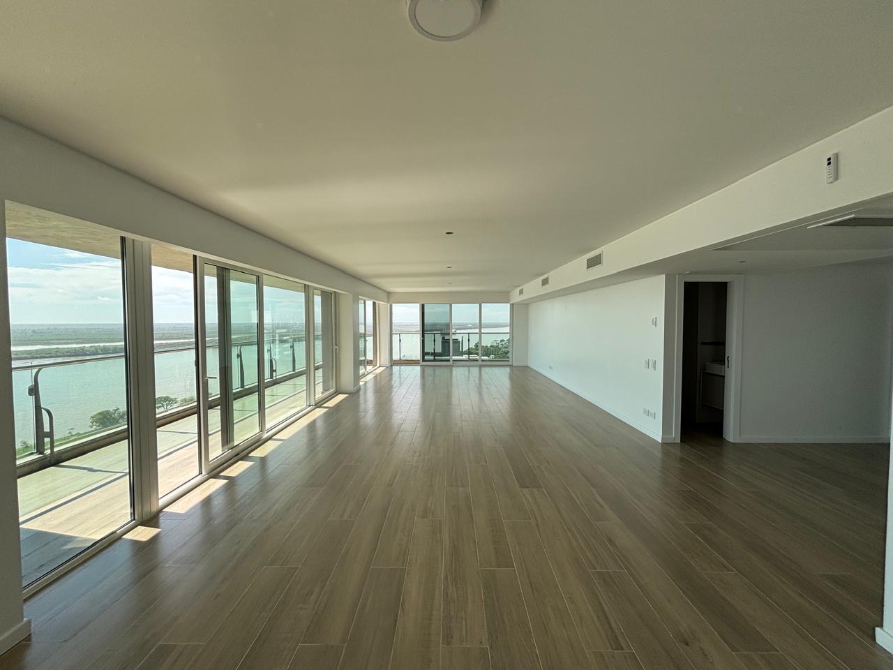 Foto de Venta Departamento 3 Dormitorios, 2 Cocheras y Amenities- Vista al Río, imagen 4