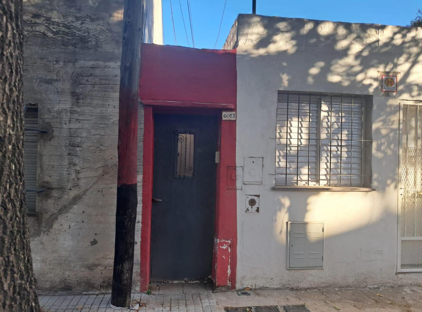 Venta de Casa de Dos Dormitorios en Barrio Belgrano, Rosario