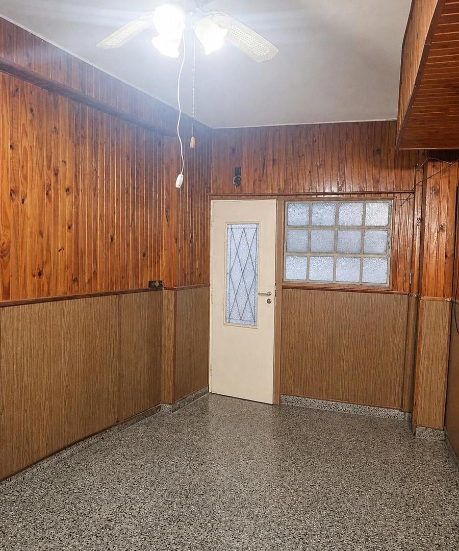 Foto de Venta de Casa de Dos Dormitorios en Barrio Belgrano, Rosario, imagen 4